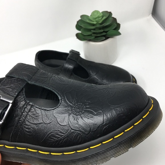 polley floral emboss